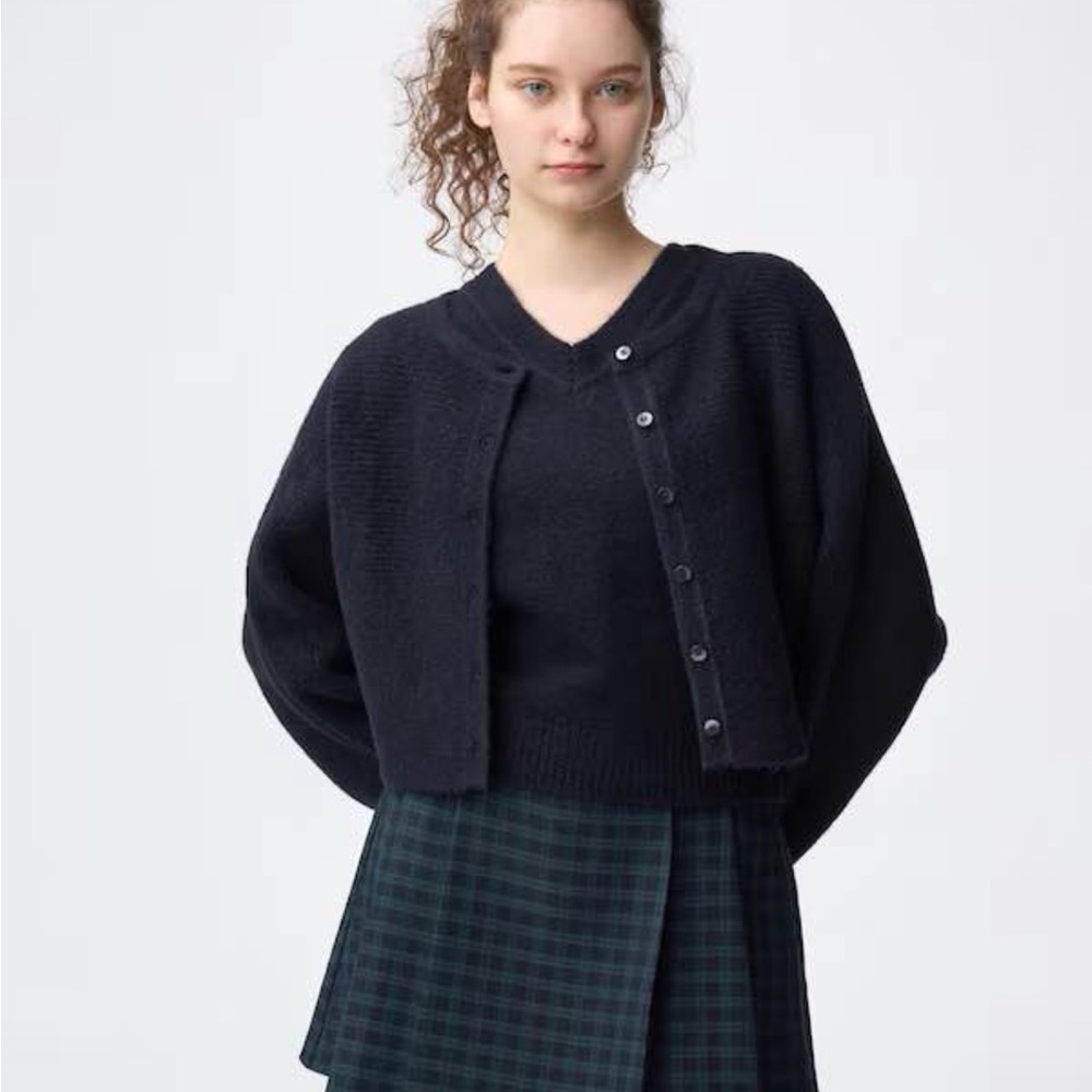 GU 2 Piece Cardigan Set